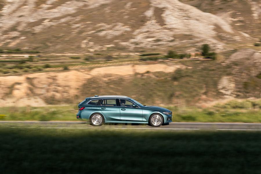 BMW 330d xDrive Touring Luxury Line (G21) 2019 года  (WW) (фото 32 из 45)